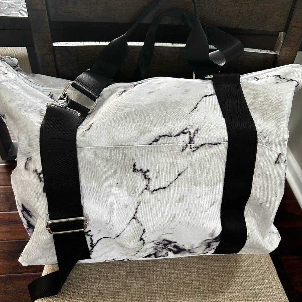 Fun marble tote bag